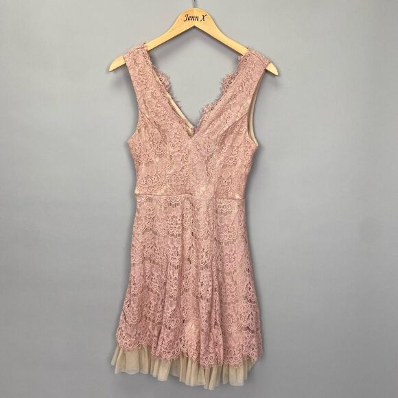 Trixxi Dresses & Skirts - Trixxi Clothing Company Lace Blush Pink Cream Sleeveless Dress Size Medium